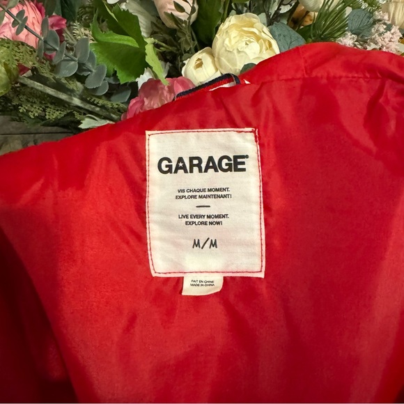 Garage Red Windbreaker Size Medium, Striped Sleeves. - Picture 3 of 3